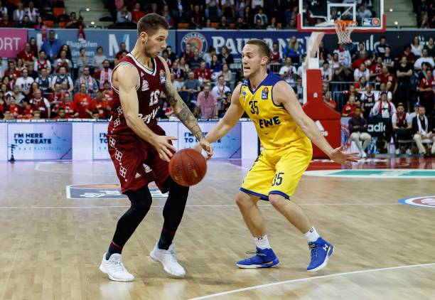 场外因素 场外因素