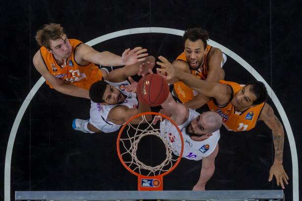 表现不仅减 表现不仅减