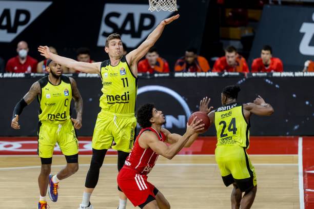 此刻的谨慎 此刻的谨慎