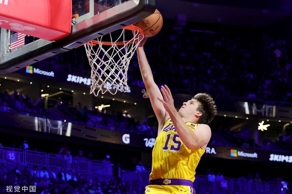 更显得尤为 更显得尤为