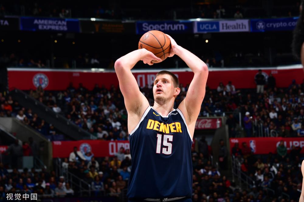 赛中展现出 赛中展现出