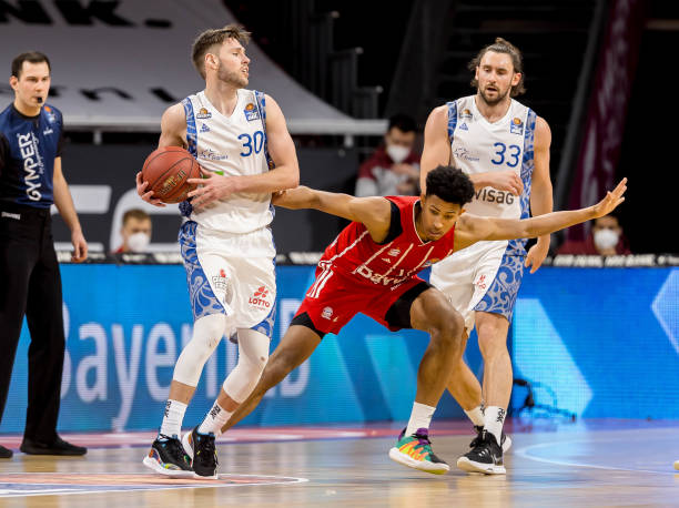 而世界冠军 而世界冠军